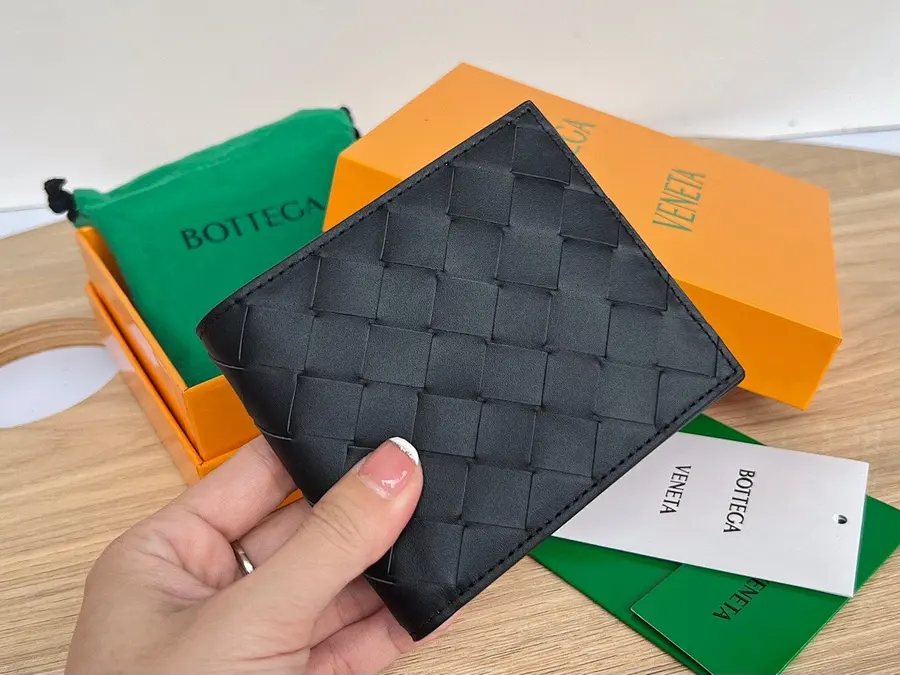 ボッテガ・ヴェネタ（BOTTEGA VENETA） 財布 新品 メンズ レザー｜4A451557
