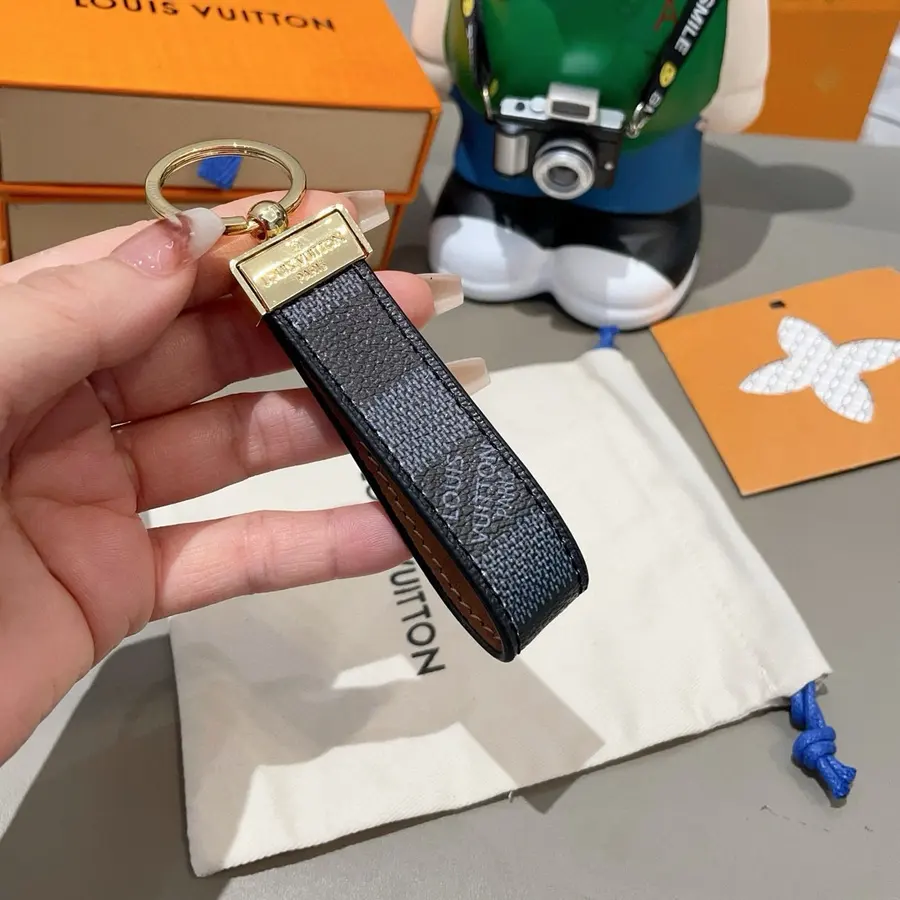 ルイ・ヴィトン（LOUIS VUITTON） キーケース 新品 男女兼用 モノグラム｜4BFBBF59