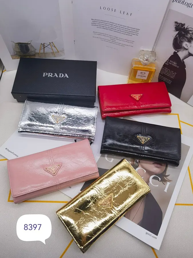 プラダ（PRADA） ロングウォレット 新品 レディース 収納しやすい｜4C4C9183