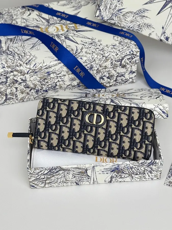 ディオール（DIOR） ロングウォレット 新品 レディース ファスナー仕様｜4C4FF9C7