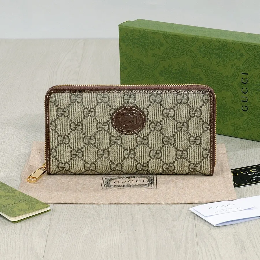 グッチ（GUCCI） 収納しやすい 長財布 レディース｜新品 4CEA4235