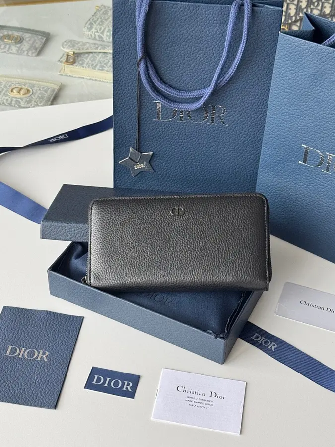 ディオール(DIOR) メンズ ロングウォレット レザー|新品 4EAA02FAの商品画像