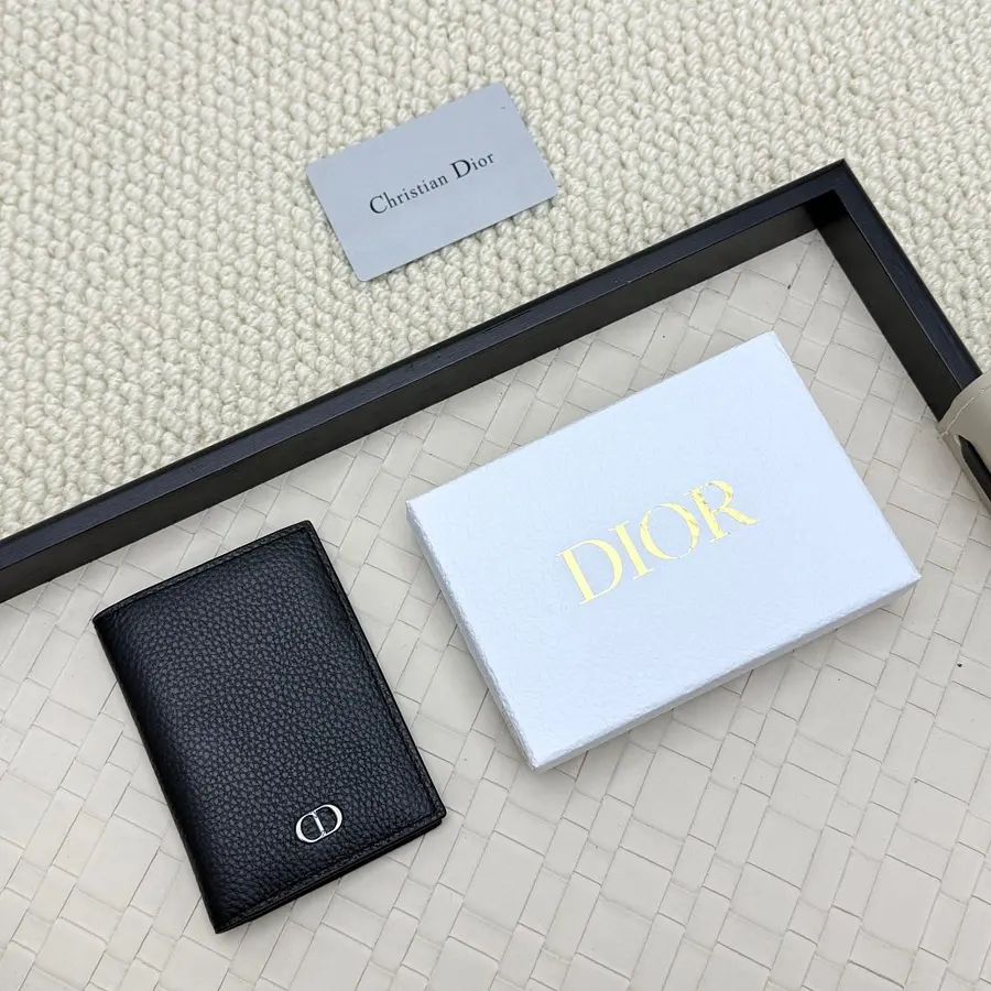 ディオール(DIOR) カードケース 新品 男女兼用 レザー|4F89B2F9の商品画像