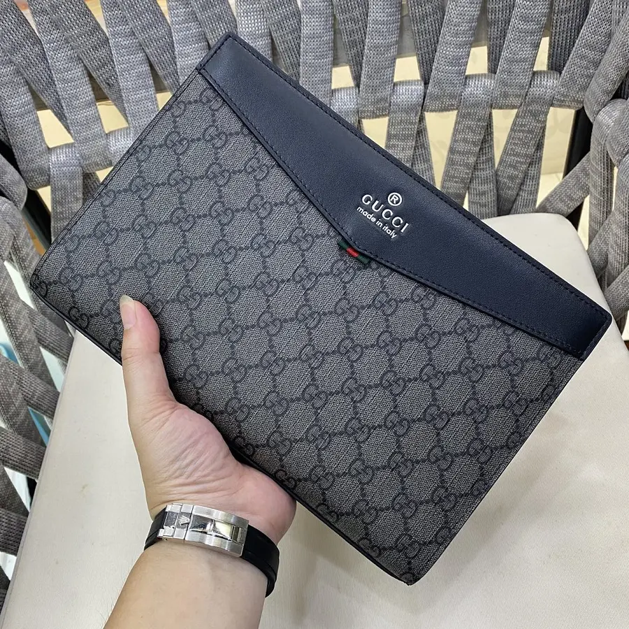 ルイ・ヴィトン（LOUIS VUITTON） メンズ クラッチバッグ 手持ちタイプ｜新品 516D124E