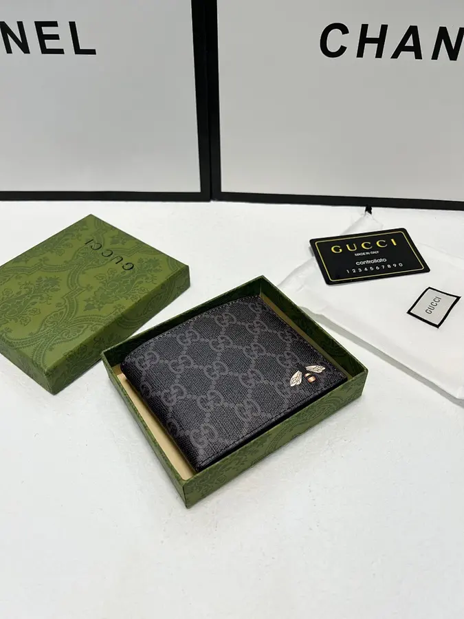 グッチ（GUCCI） コンパクト財布 新品 レディース 持ち歩きやすい｜51FBD5C0