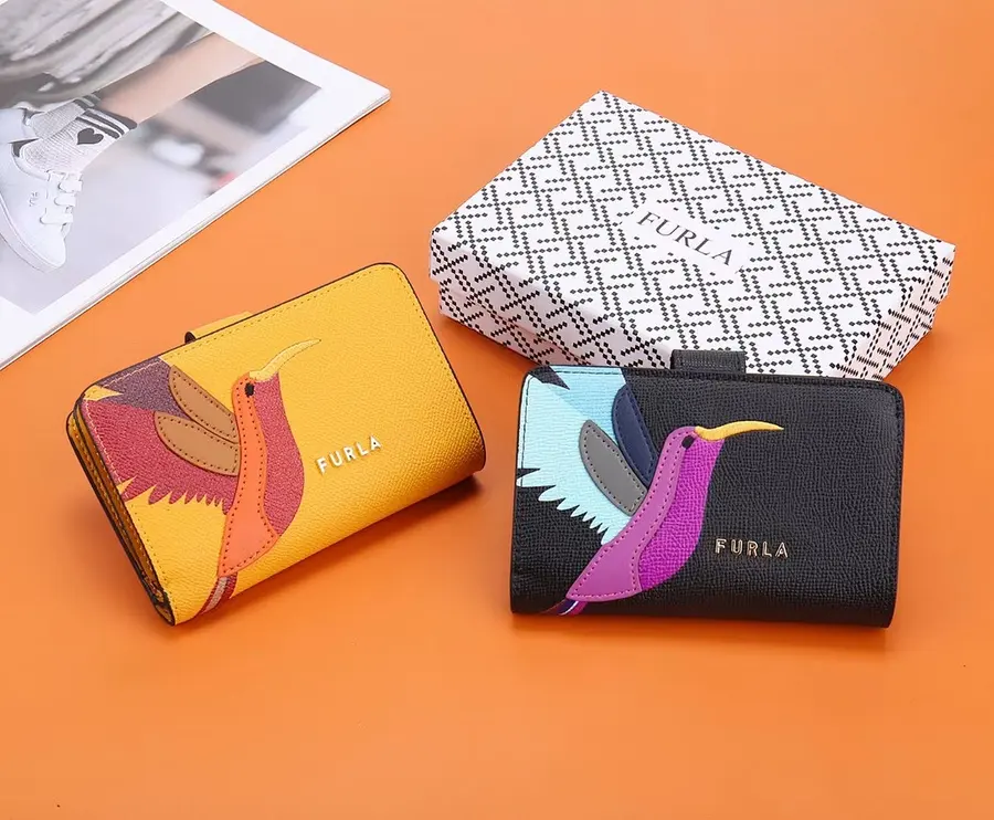 プラダ（PRADA） レザー 財布 レディース｜新品 52075CB9