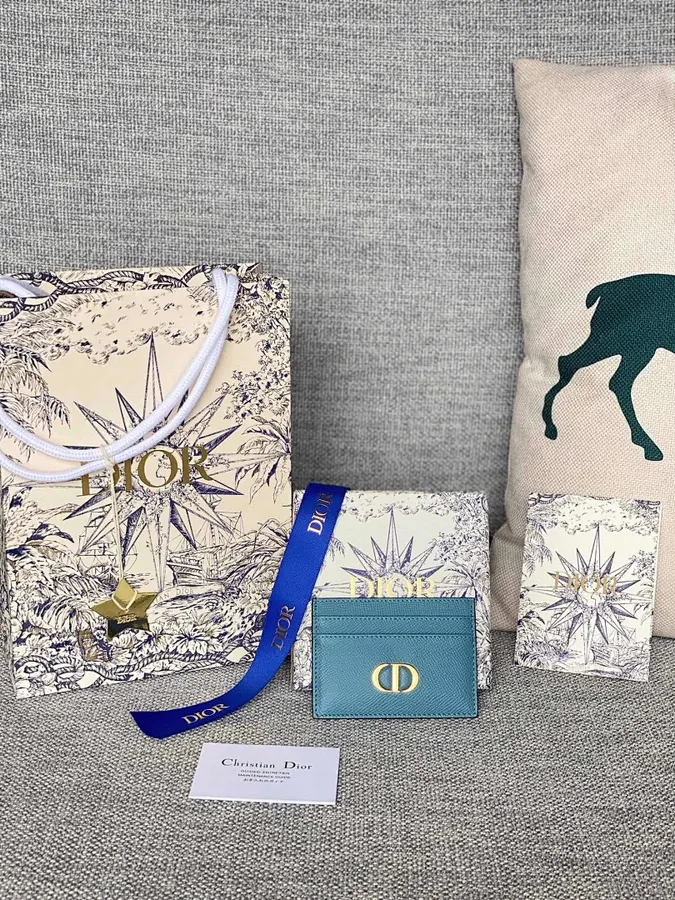 ディオール(DIOR) レザー カードケース 男女兼用|新品 541D40F6の商品画像