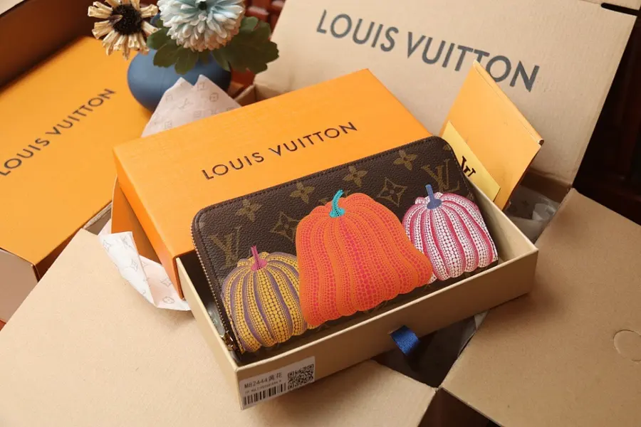 ルイ・ヴィトン（LOUIS VUITTON） ロングウォレット 新品 メンズ レザー｜544DC61E
