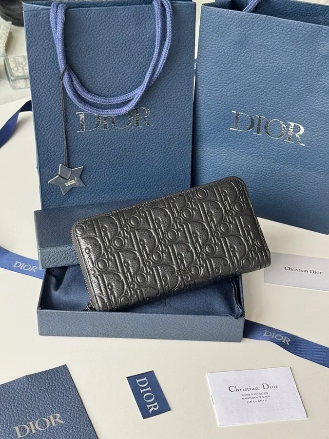 ディオール（DIOR） 収納しやすい ロングウォレット メンズ｜新品 55777810