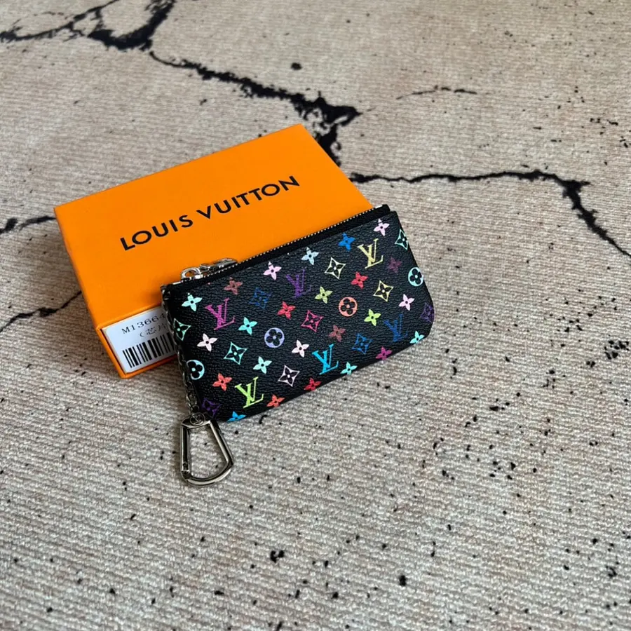 ルイ・ヴィトン（LOUIS VUITTON） レザー コインケース レディース｜新品 56635F1A