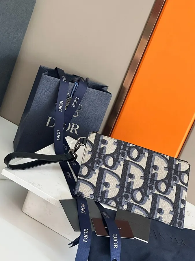 ディオール（DIOR） 手持ちタイプ クラッチバッグ メンズ｜新品 58B245BE