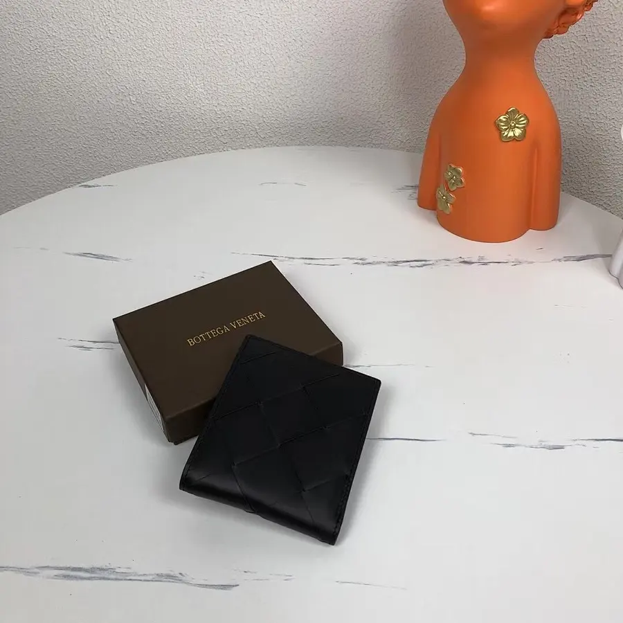 BOTTEGA VENETA ボッテガ・ヴェネタ（BOTTEGA VENETA） ミニ財布 持ち歩きやすい メンズ｜新品 59286EB5