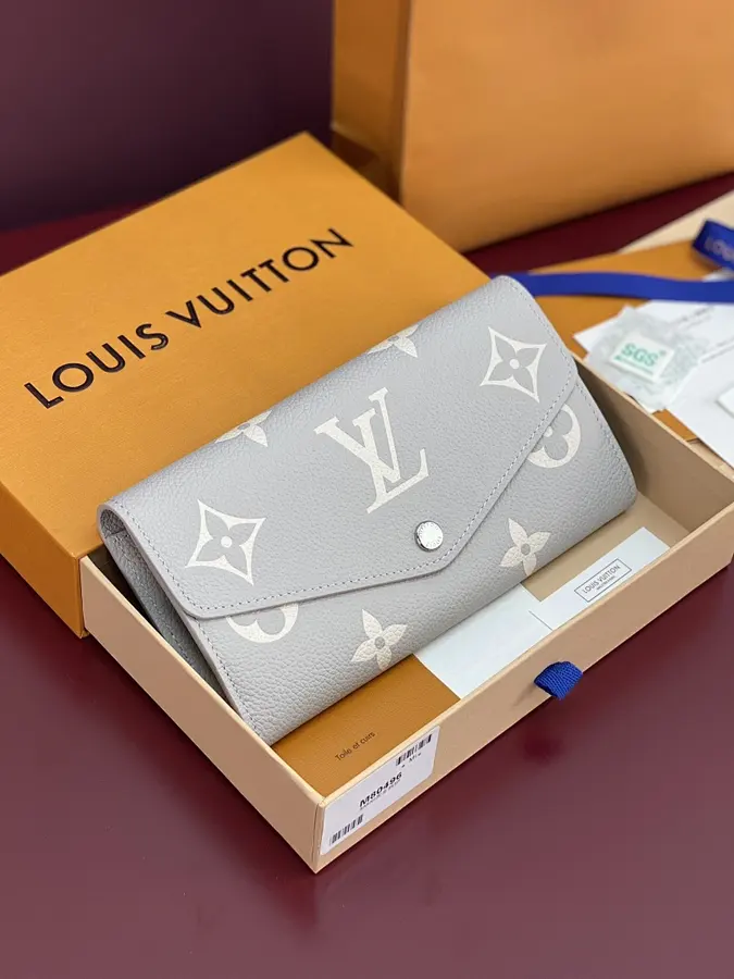 ルイ・ヴィトン(LOUIS VUITTON) レザー 長財布 レディース|新品 5B845AACの商品画像