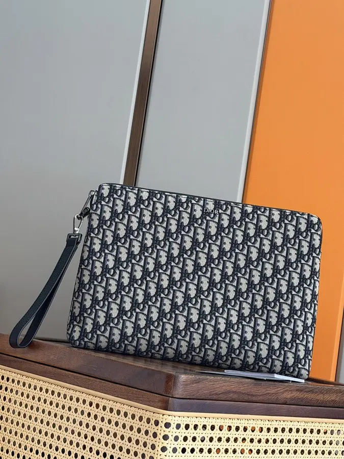 ディオール（DIOR） メンズ クラッチバッグ レザー｜新品 5C6BD6FE