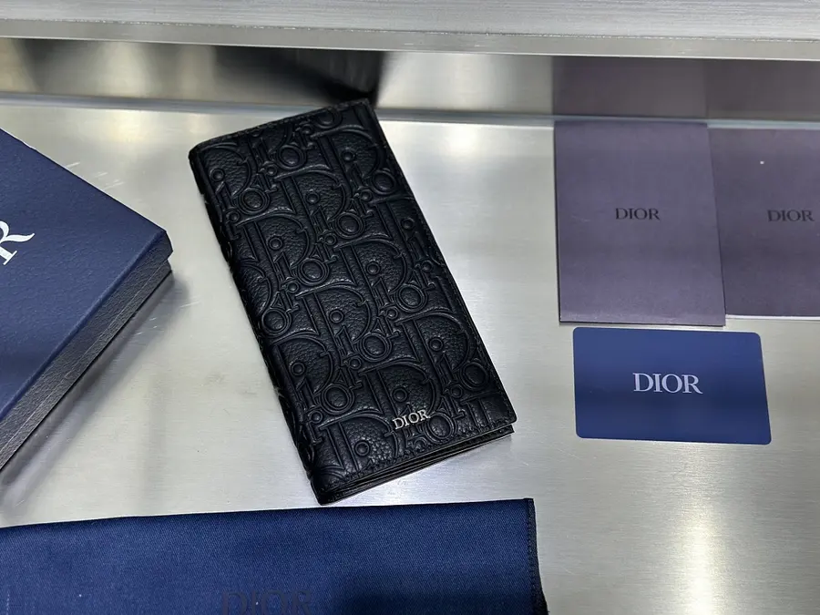 ディオール（DIOR） 長財布 収納しやすい メンズ｜新品 5D966CD8