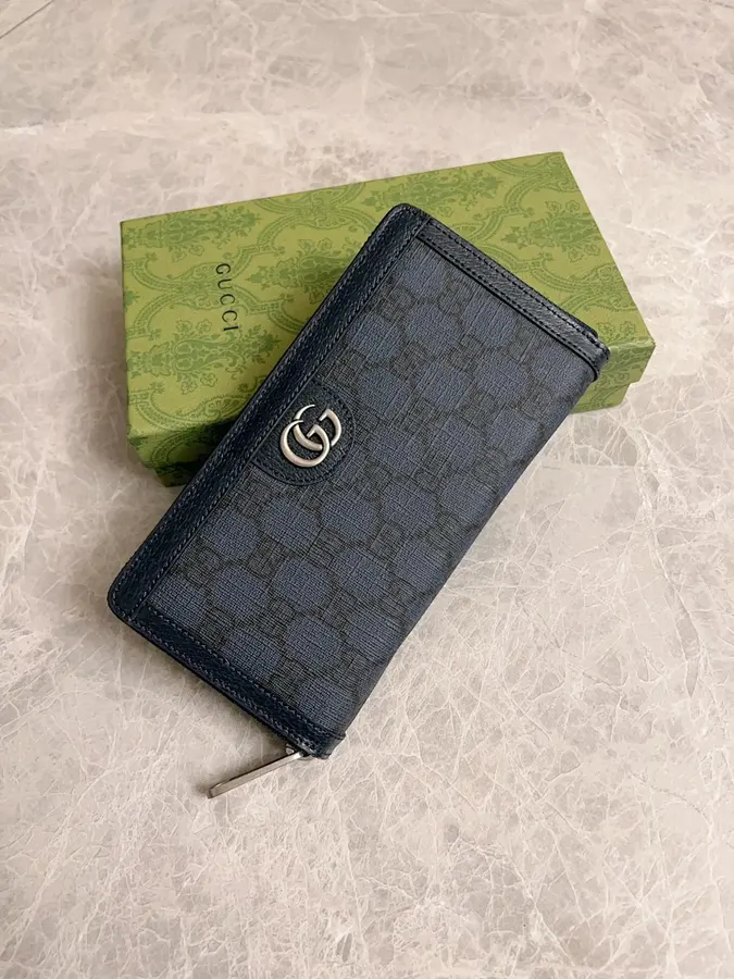 グッチ(GUCCI) 長財布 レザー レディース|新品 5EC57702の商品画像