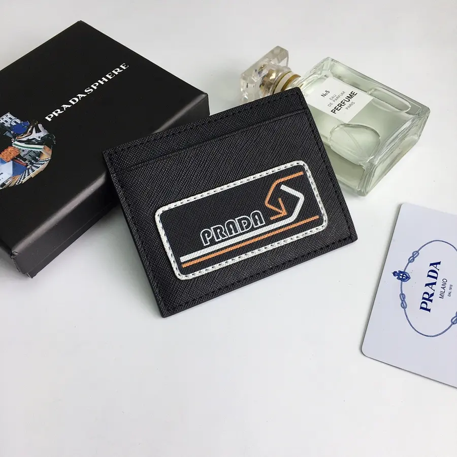 プラダ（PRADA） カードケース 新品 メンズ スリム｜5F53F552