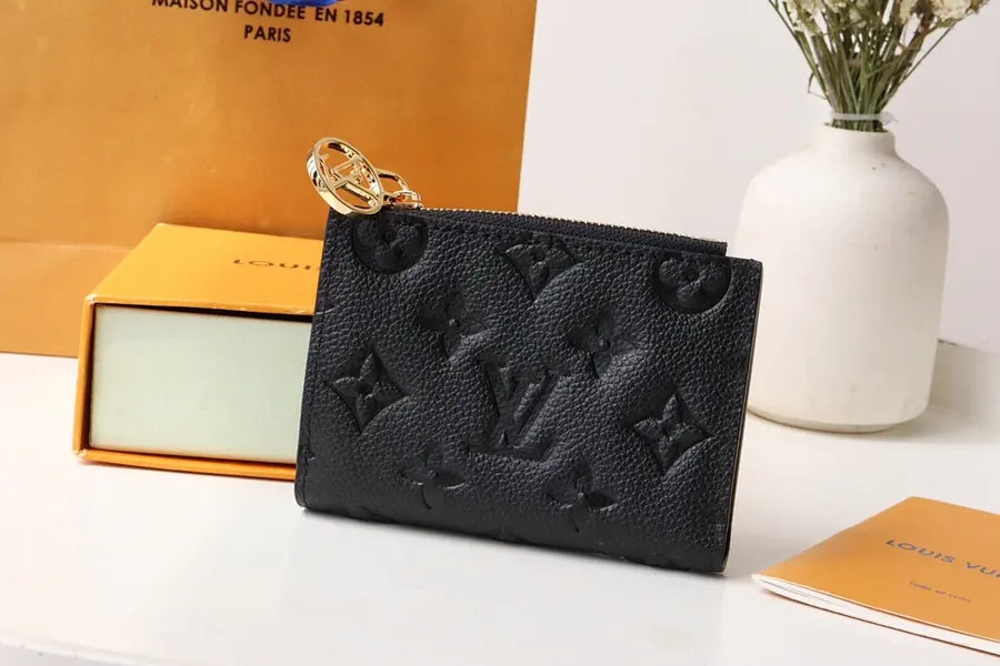ルイ・ヴィトン（LOUIS VUITTON） ミニ財布 コンパクト レディース｜新品 5F8DC416