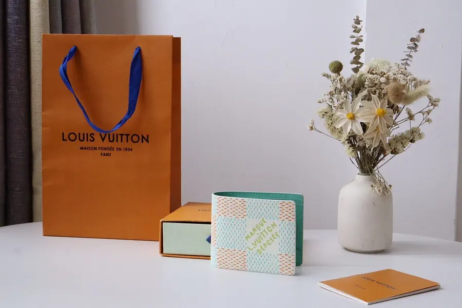 ルイ・ヴィトン（LOUIS VUITTON） コンパクト財布 新品 レディース コンパクト｜60187BC1