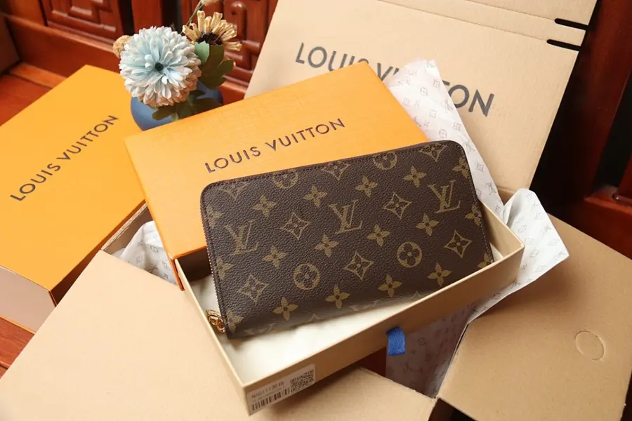 ルイ・ヴィトン（LOUIS VUITTON） 長財布 新品 メンズ ロングタイプ｜61EC2526