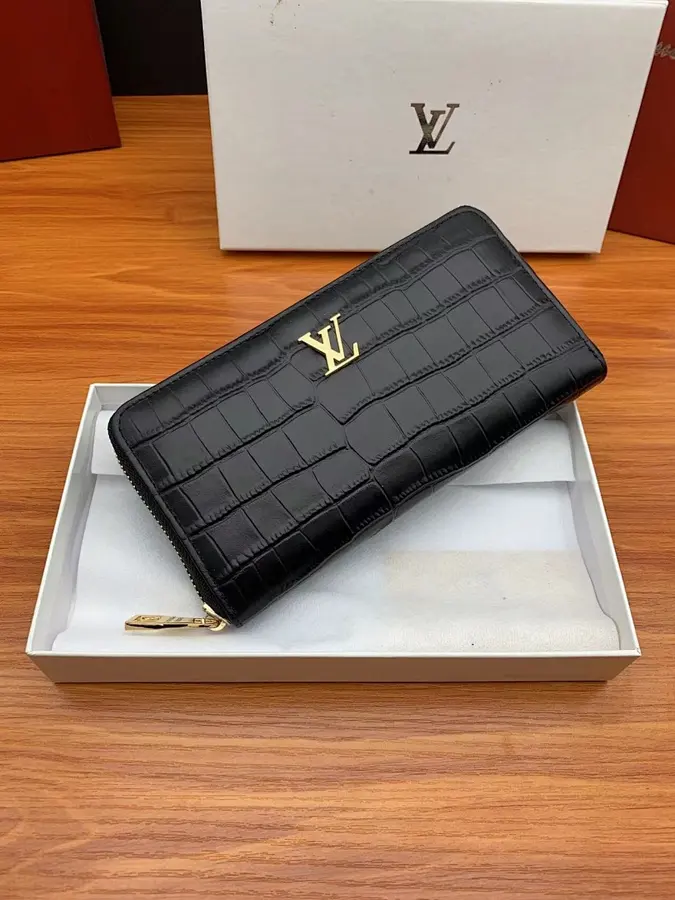 ルイ・ヴィトン（LOUIS VUITTON） メンズ 長財布 レザー｜新品 62498CDC