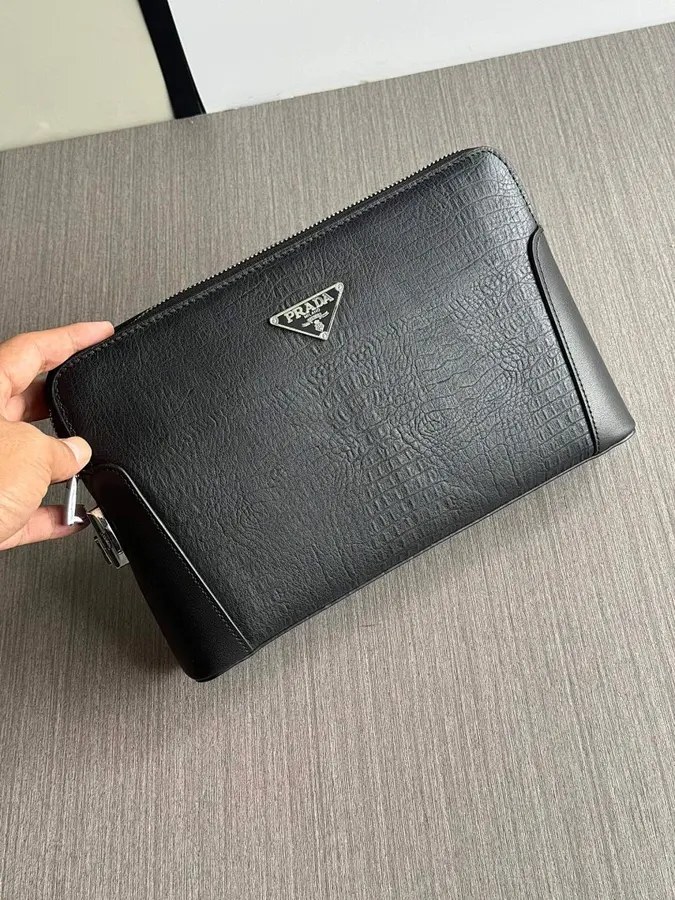 プラダ（PRADA） メンズ クラッチバッグ レザー｜新品 640A4836