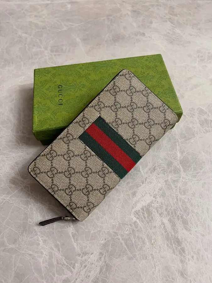 グッチ（GUCCI） メンズ 長財布 ロングタイプ｜新品 6706C14C