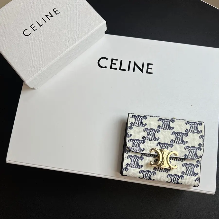 セリーヌ（CELINE） コンパクト財布 コンパクト レディース｜新品 68C4163D