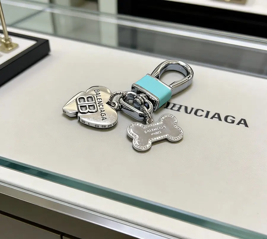 BALENCIAGA バレンシアガ（BALENCIAGA） キーリング メタル 男女兼用｜新品 69ACBDED