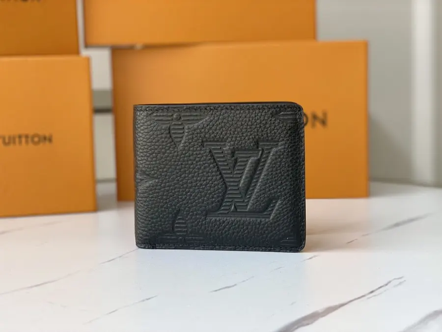 ルイ・ヴィトン（LOUIS VUITTON） ウォレット レザー メンズ｜新品 69CD5EA0