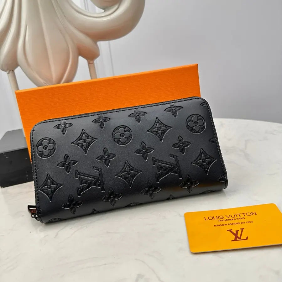 ルイ・ヴィトン（LOUIS VUITTON） ウォレット 新品 メンズ レザー｜6C7D56F1