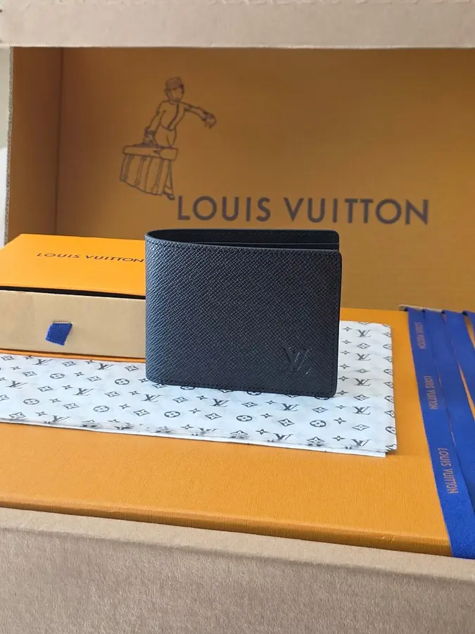 ルイ・ヴィトン（LOUIS VUITTON） メンズ ミニ財布 持ち歩きやすい｜新品 6C98972A