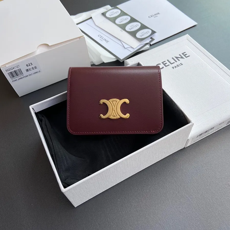 セリーヌ（CELINE） ミニ財布 新品 レディース 持ち歩きやすい｜6E13045E