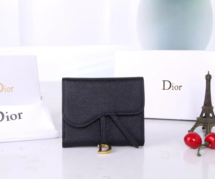 ディオール（DIOR） ミニ財布 新品 レディース 持ち歩きやすい｜6EA62E64