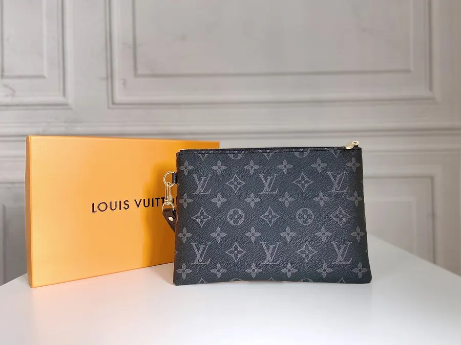 ルイ・ヴィトン（LOUIS VUITTON） クラッチバッグ 新品 メンズ 手持ちタイプ｜6F4FD4A5