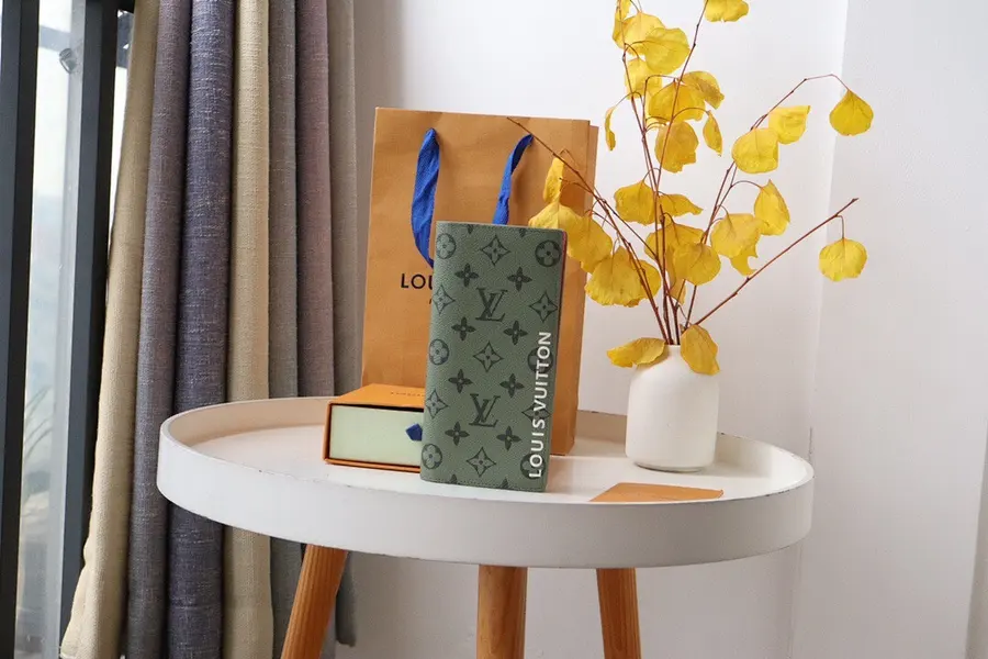 ルイ・ヴィトン（LOUIS VUITTON） メンズ ロングウォレット ロングタイプ｜新品 71D83553