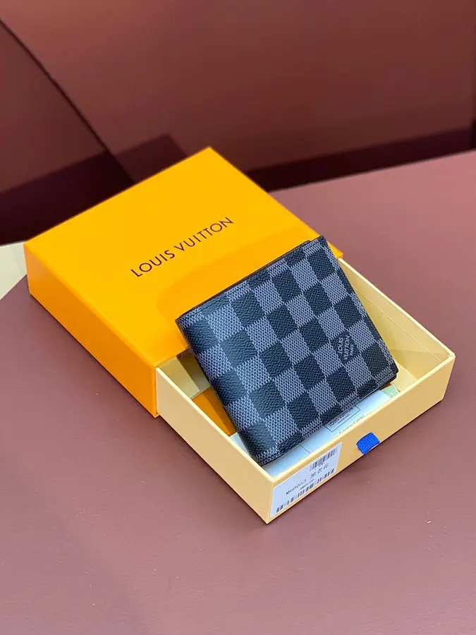 ルイ・ヴィトン(LOUIS VUITTON) ミニ財布 持ち歩きやすい レディース|新品 738ADBA4の商品画像