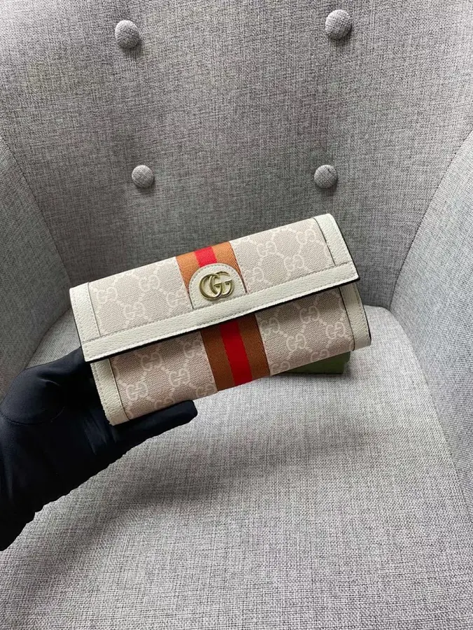グッチ（GUCCI） 長財布 収納しやすい レディース｜新品 73C6B450
