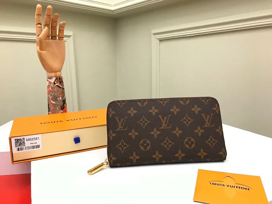 ルイ・ヴィトン（LOUIS VUITTON） レザー 長財布 メンズ｜新品 74562AD4
