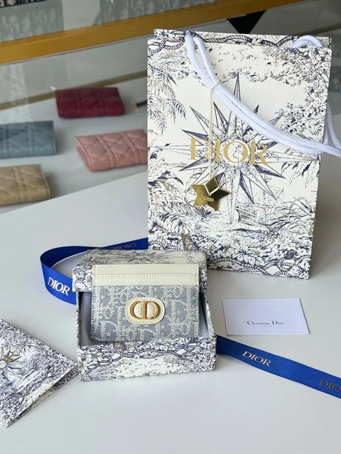 ディオール（DIOR） カードホルダー コンパクト レディース｜新品 7463AD56
