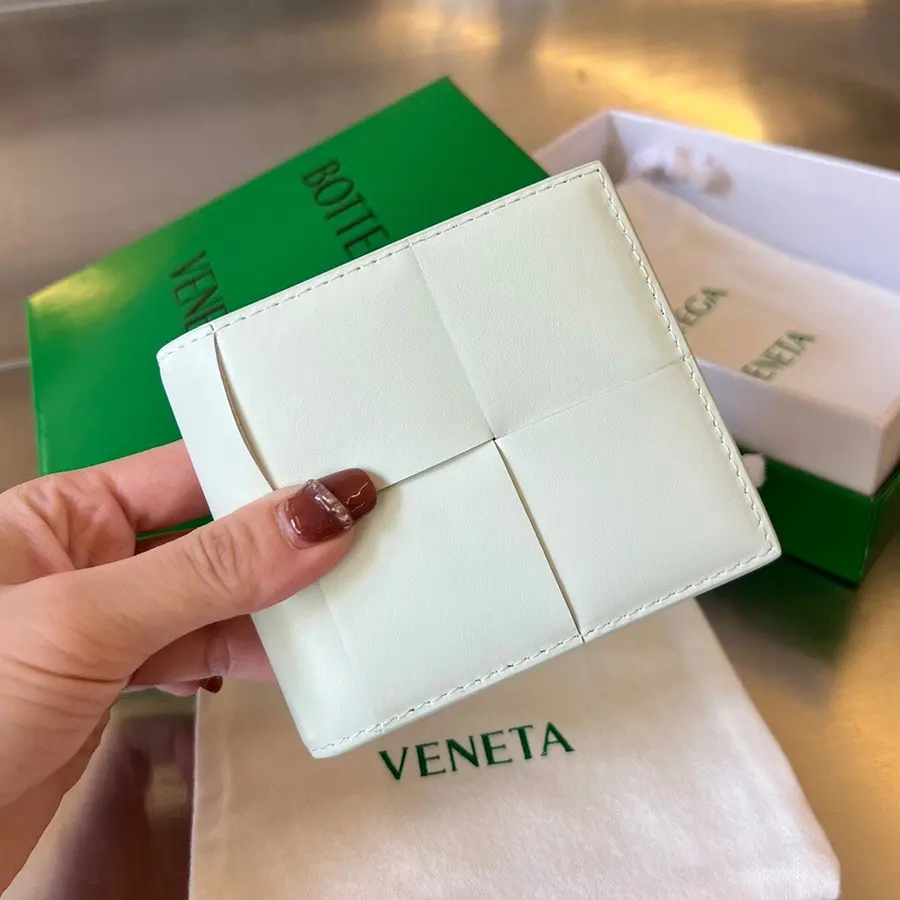 ボッテガ・ヴェネタ（BOTTEGA VENETA） ウォレット デイリー向け メンズ｜新品 75DA2E0A
