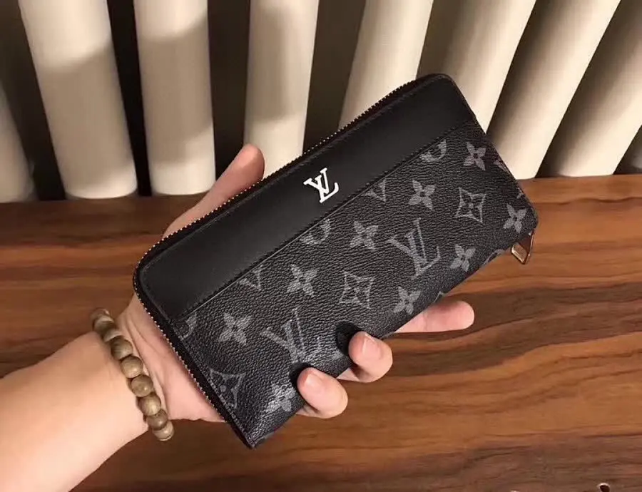 ルイ・ヴィトン(LOUIS VUITTON) 長財布 新品 メンズ レザー|7761775Cの商品画像