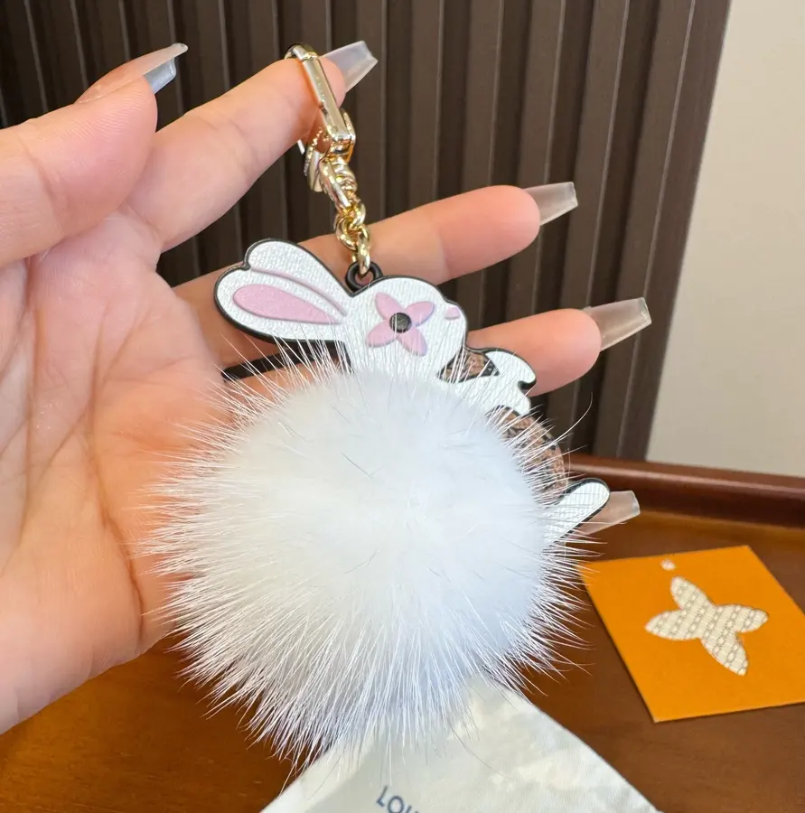 ルイ・ヴィトン（LOUIS VUITTON） 男女兼用 キーケース レザー｜新品 7A8AD225