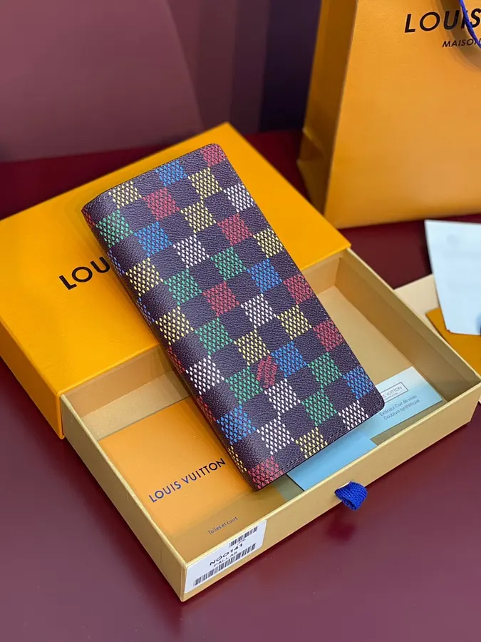 ルイ・ヴィトン（LOUIS VUITTON） レディース 長財布 ロングタイプ｜新品 7D4181DFの商品画像