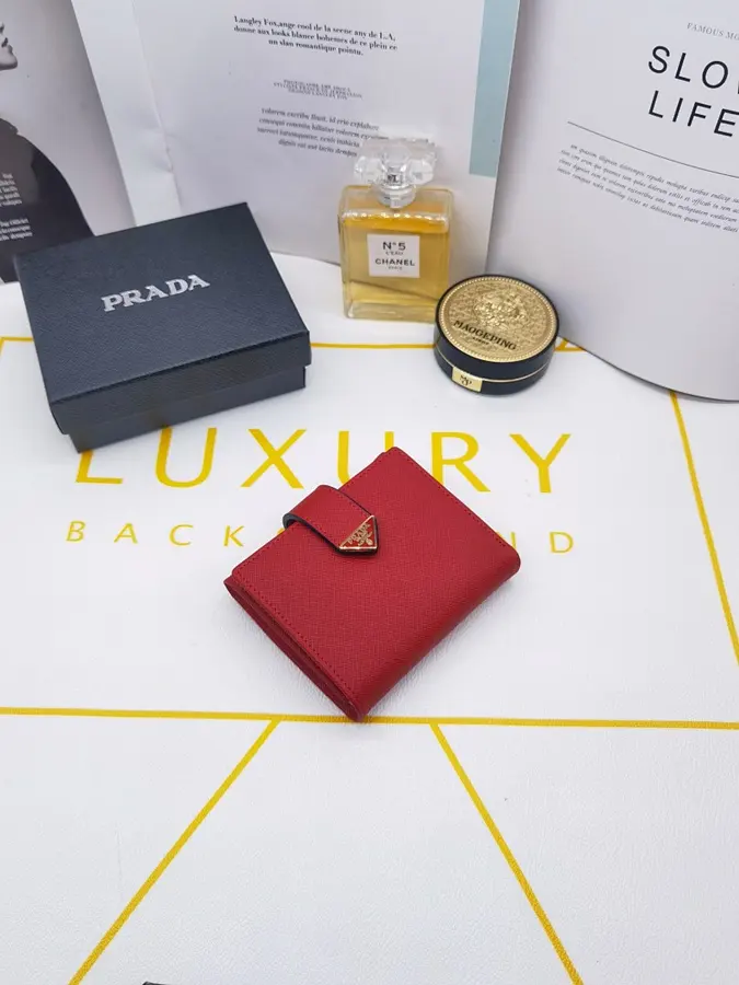 PRADA プラダ（PRADA） レディース コンパクト財布 持ち歩きやすい｜新品 7F4208A8