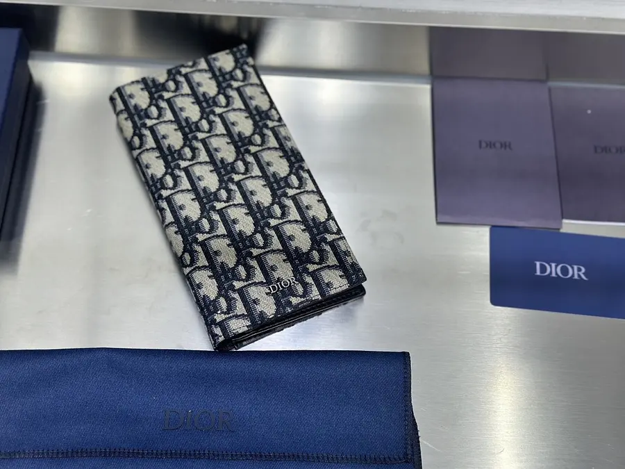 ディオール(DIOR) 長財布 新品 メンズ ロングタイプ|80EB2280の商品画像
