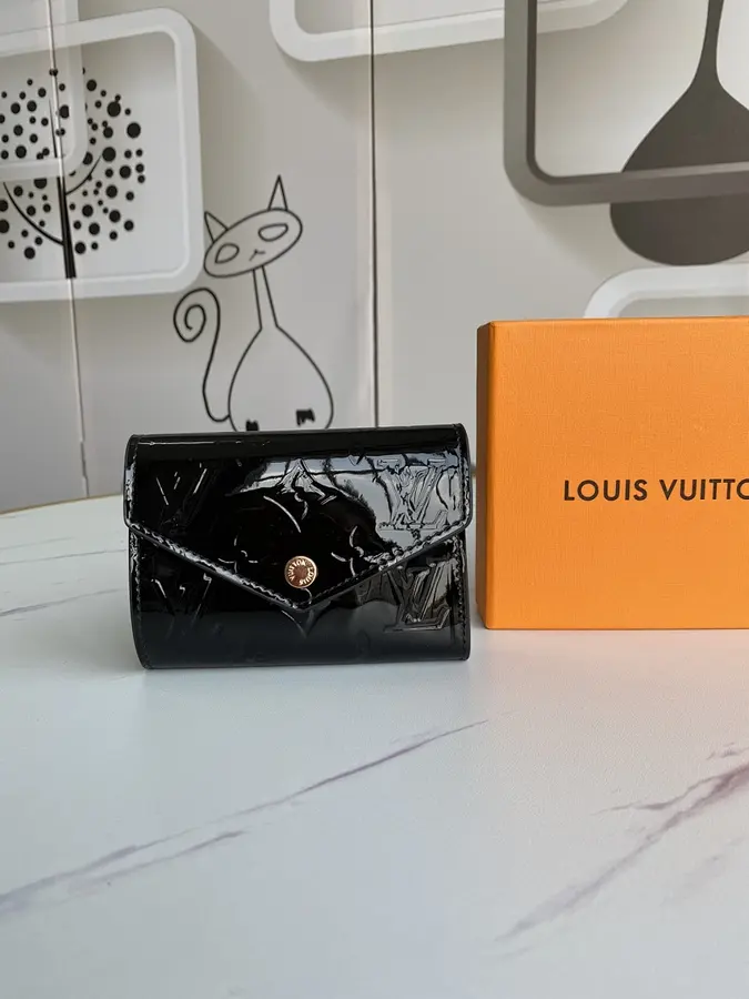 ルイ・ヴィトン（LOUIS VUITTON） ウォレット 新品 レディース デイリー向け｜85C06B9D