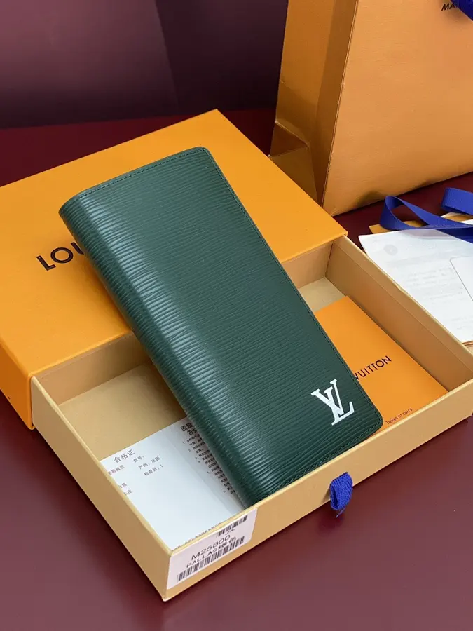 ルイ・ヴィトン（LOUIS VUITTON） 収納しやすい 長財布 レディース｜新品 86AD5693