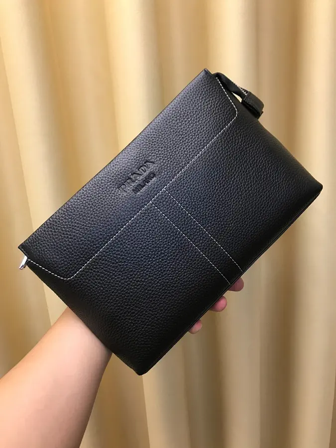 プラダ（PRADA） クラッチバッグ 新品 メンズ レザー｜877B9860