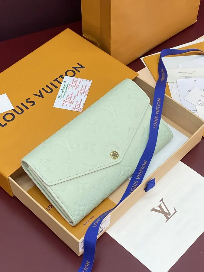 ルイ・ヴィトン（LOUIS VUITTON） ロングウォレット 収納しやすい レディース｜新品 89D6E67B